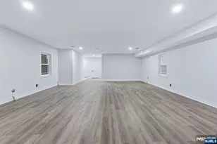 219 S Burnett St, East Orange, NJ 07018 - Photo 35