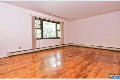 479 Goffle Road, Wyckoff Township, NJ 07481 - Photo 5