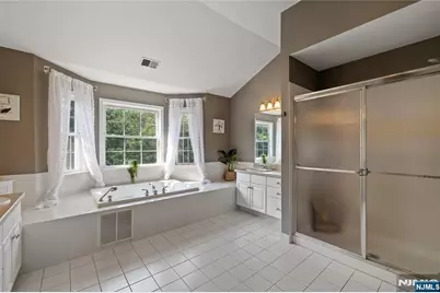 12 Timberline Lane, Oakland, NJ 07436 - Photo 17