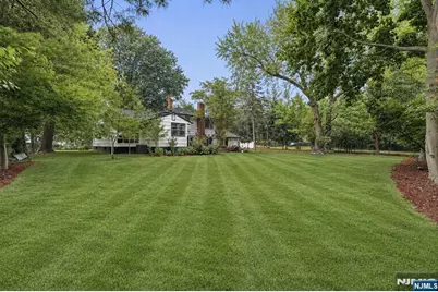 44 Northrop Lane, Tenafly, NJ 07670 - Photo 3