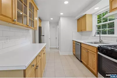 30 Kinderkamack Road, Park Ridge, NJ 07656 - Photo 7