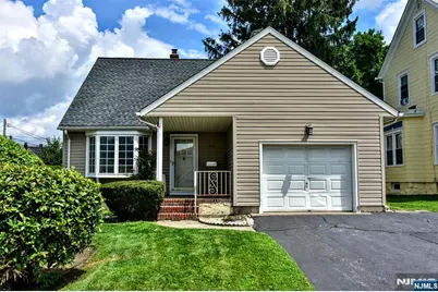 419 Main Avenue, Wood Ridge, NJ 07075 - Photo 1