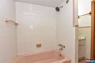 419 Main Ave, Wood Ridge, NJ 07075 - Photo 15