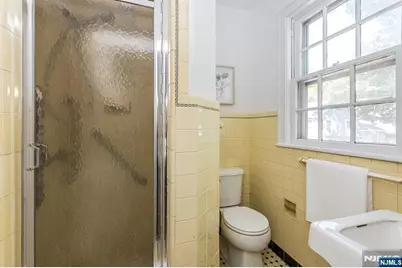 305 Mortimer Avenue, Rutherford, NJ 07070 - Photo 25
