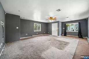 26 Grandview Ave, Oakland, NJ 07436 - Photo 3