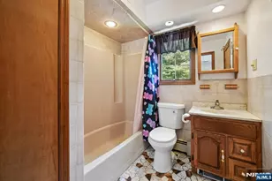 26 Grandview Ave, Oakland, NJ 07436 - Photo 23