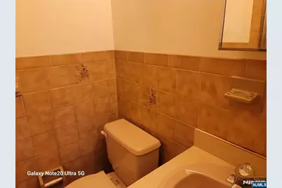 1643 Maple Street, Fort Lee, NJ 07024 - Photo 21