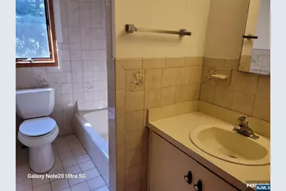 1643 Maple Street, Fort Lee, NJ 07024 - Photo 17