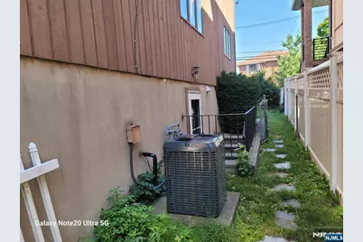 1643 Maple Street, Fort Lee, NJ 07024 - Photo 27