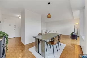 4 Horizon Road 631, Fort Lee, NJ 07024 - Photo 11