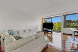 4 Horizon Road 631, Fort Lee, NJ 07024 - Photo 7