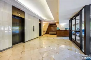 4 Horizon Road 631, Fort Lee, NJ 07024 - Photo 37