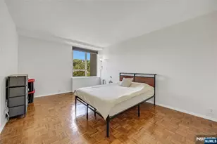 4 Horizon Road 631, Fort Lee, NJ 07024 - Photo 17
