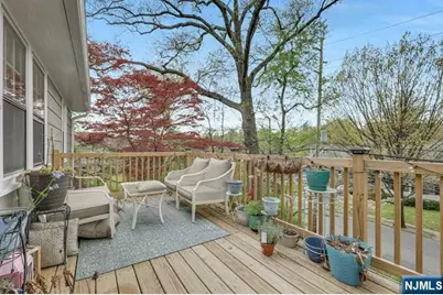 348 Evergreen Place 2 #2, Ridgewood, NJ 07450 - Photo 3