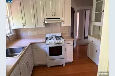 348 Evergreen Place 2 #2, Ridgewood, NJ 07450 - Photo 5