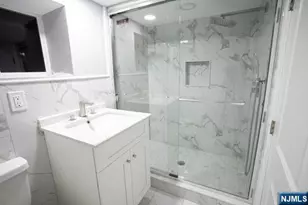 313 Livingston Ave, Lyndhurst Township, NJ 07071 - Photo 17