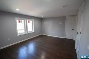 313 Livingston Ave, Lyndhurst Township, NJ 07071 - Photo 15