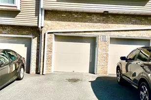 504 Windsor Dr 504, Palisades Park, NJ 07650 - Photo 3