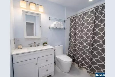 504 Windsor Drive 504 #504, Palisades Park, NJ 07650 - Photo 15