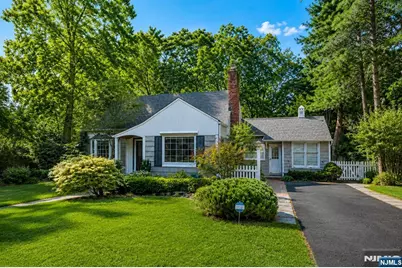 60 Oak Avenue, Tenafly, NJ 07670 - Photo 1