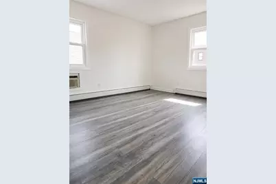 214 Morris Street 2 #2, Fairview, NJ 07022 - Photo 5