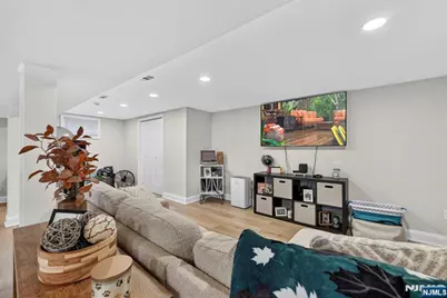 78 Schuyler Avenue, North Arlington, NJ 07031 - Photo 35