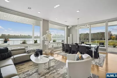 3 Somerset Lane 310 #310, Edgewater, NJ 07020 - Photo 1