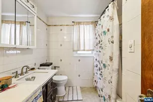 69 Buschmann Ave, Haledon, NJ 07508 - Photo 9