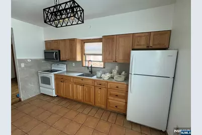 442 Ridge Road 1R #1R, Lyndhurst Township, NJ 07071 - Photo 5