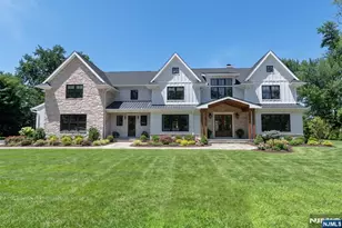 776 Comanche, Franklin Lakes, NJ 07417 - Photo 1