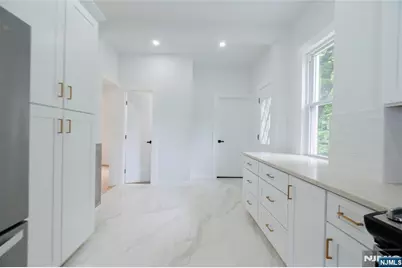 245 Elm Avenue, Bogota, NJ 07603 - Photo 17