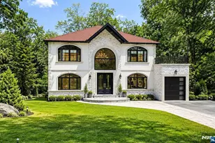 194 MacDonald Dr, Wayne, NJ 07470 - Photo 1