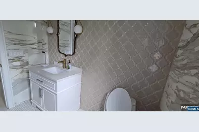 194 Macdonald Drive, Wayne, NJ 07470 - Photo 11