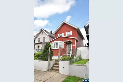 425 Davis Avenue, Kearny, NJ 07032 - Photo 1