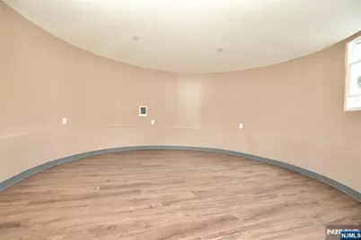 425 Davis Avenue, Kearny, NJ 07032 - Photo 9