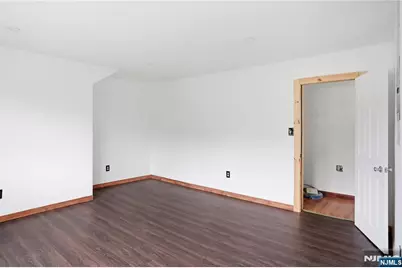 495-497 Totowa Avenue, Paterson, NJ 07522 - Photo 11