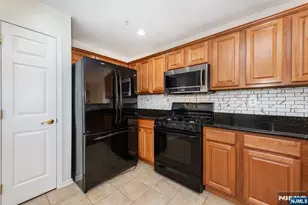 146 Summit Ridge 1406, Pompton Lakes, NJ 07442 - Photo 7