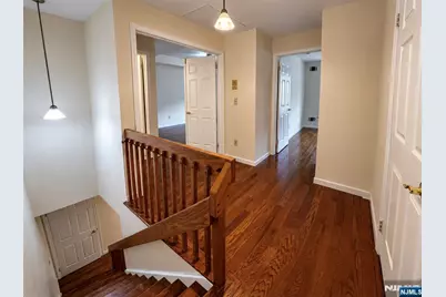 555 Ridge Lane, Fort Lee, NJ 07024 - Photo 21