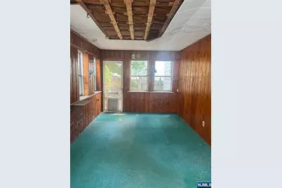 18 Shelley Court, Bergenfield, NJ 07621 - Photo 5