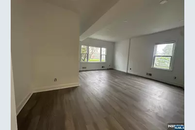 177 Williams Avenue 1st Floor #1st FLOOR, Hasbrouck Heights, NJ 07604 - Photo 13