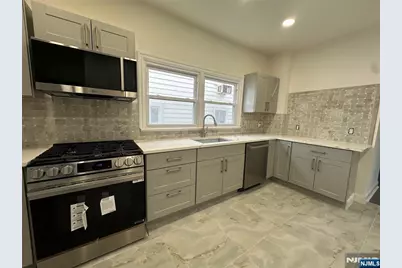 177 Williams Avenue 1st Floor #1st FLOOR, Hasbrouck Heights, NJ 07604 - Photo 15
