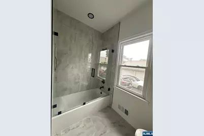 177 Williams Avenue 1st Floor #1st FLOOR, Hasbrouck Heights, NJ 07604 - Photo 3