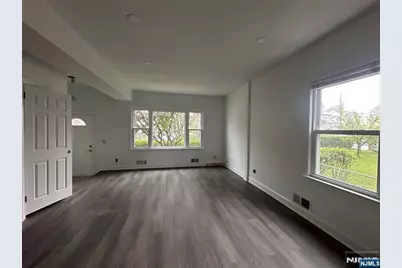 177 Williams Avenue 1st Floor #1st FLOOR, Hasbrouck Heights, NJ 07604 - Photo 5