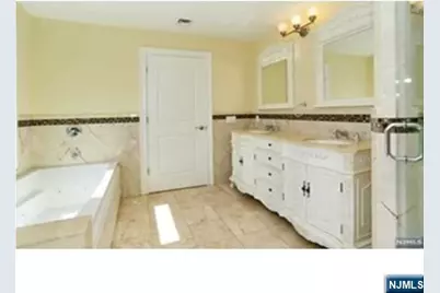 452C Grand Avenue C #C, Palisades Park, NJ 07650 - Photo 7