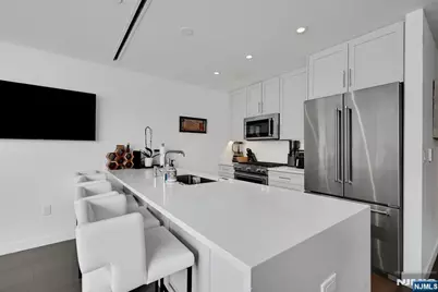 800 Ave At Port Imperial 910 #910, Weehawken, NJ 07086 - Photo 3