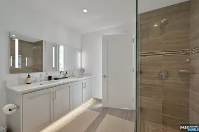 800 Ave At Port Imperial 910 #910, Weehawken, NJ 07086 - Photo 11