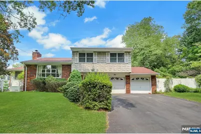 2 Waldron Place, Closter, NJ 07624 - Photo 1
