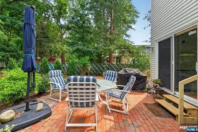 410 Chestnut Street, Paramus, NJ 07652 - Photo 7