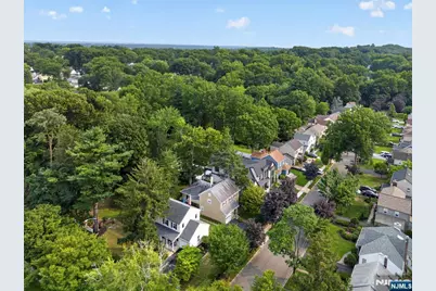 410 Chestnut Street, Paramus, NJ 07652 - Photo 13