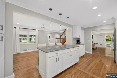 410 Chestnut Street, Paramus, NJ 07652 - Photo 23